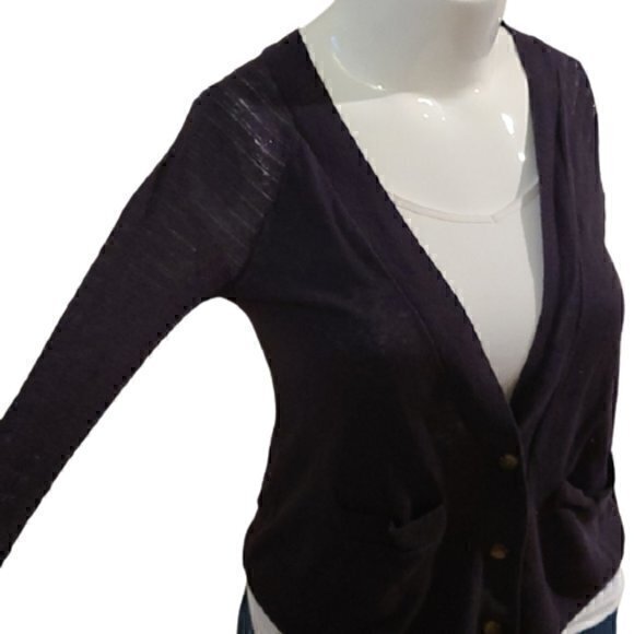 American Eagle Outfitters Sweaters - [American Eagle] 3 Button Cardigan - Size M